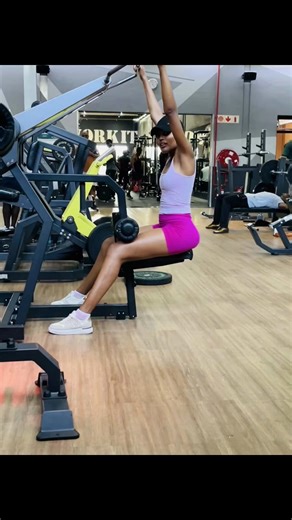👊🏼💪🏼gym~holic#gymmotivation #fitness #gymgirl #tyyyyyyyyyyyyyyyyy