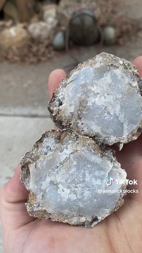 Quartz Geode Opening and Crystal Hunting Guide