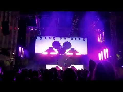 deadmau5 live at the Neon City Festival in Las Vegas: Experiencing an outdoor Sphere show downtown