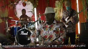 Tonight the keyboard wizard @delesosimi joins for a night of afrobeat…🧙🎹🔊 Get your last minute tickets now via the link in our bio..🎫 | Hootananny Brixton