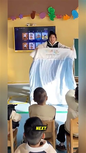 Teacher’s Magic Trick Leaves Students Shocked 😱#kindness