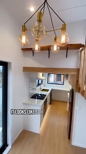 Tiny house with so many features! Could you live in a home like this ? | Tiny House Inspiration