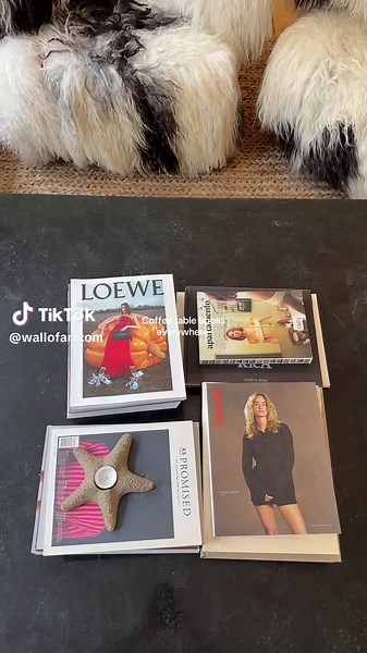 Stylish Interiors: Using Books and Magazines