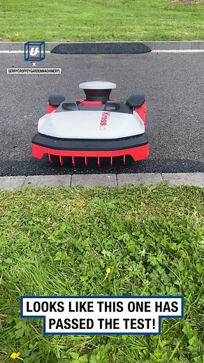 Creating a tarmac ramp for a robot lawnmower | UNILAD Tech