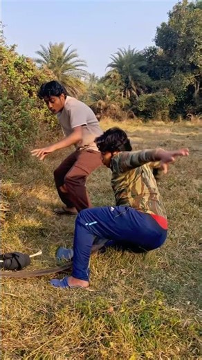 সব বেরিয়ে গেল 🐍😂 | #comedy #comedyvideo #shorts #youtubeshorts #funny #funnyvideo