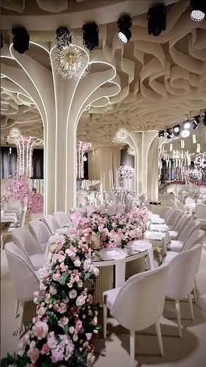 A Nude Subtle Indoor Wedding !