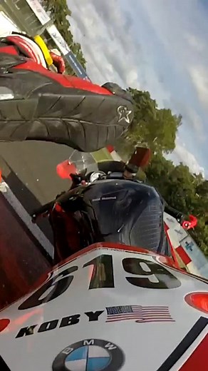BMW S1000RR crash at circuit Zolder @motomadness #trackbike #zolder #superbikers #bmwm1000rr #BMWmotorrad #racingislive | MotoMadness