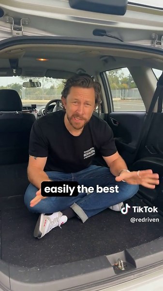 Honda Jazz - 3 Good & Bad Things About This Car