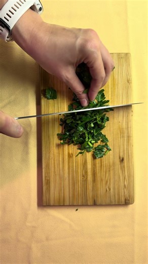 How to cut italian parsley #cooking #easyrecipe
