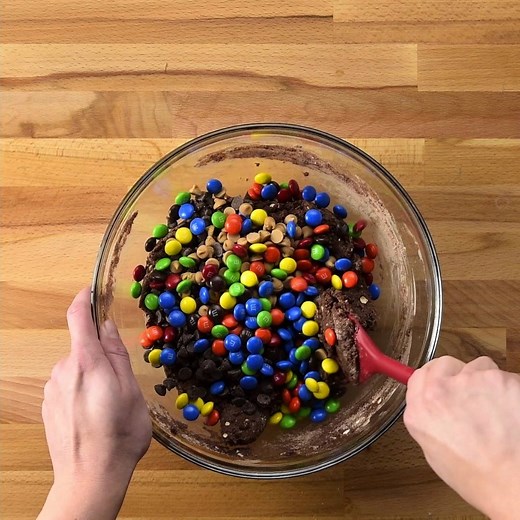 75K views · 1.2K reactions | Monster cookies meet brownies in this mash-up of two classics. Brownie Monster Cookies recipe: https://www.bettycrocker.com/recipes/brownie-monster-cookies/2f252d22-19d2-4a7d-85b7-0e05786aae4e?utm_medium=social&utm_source=facebook&utm_campaign=10_2018_standard?mktgimp=BCBRWNMX | Betty Crocker | Facebook