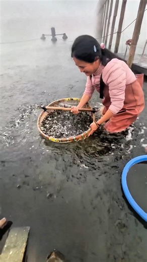 The technique is very effective for catching small fish.