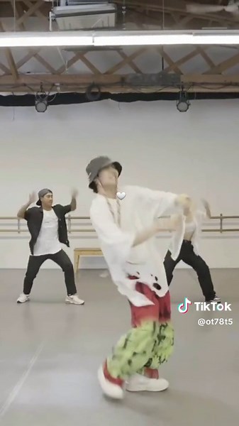Dynamite tropical jhope dance #bts #btssong #dynamite #tropical #jhope #dance #fyp #fypplease