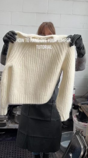 Hand Dyeing Clothes: Step-by-Step Guide for Trendy DIY Fashion