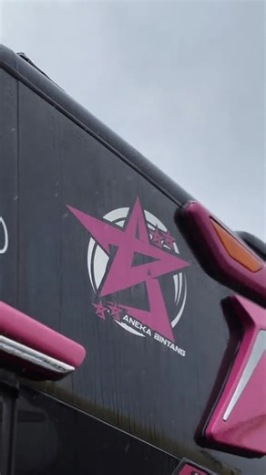 Story'WA bus JAVA'S QUEEN mbois 30 detik #viralshort #busmania #buswisata #buspariwisata #javasqueen