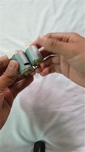 12v vs 6v dc motor #shorts #short #youtubeshorts #shortsfeed #dcmotor #scienceexperiment #12vmotor