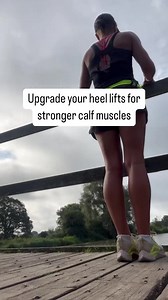 Runners, can you do 25 single leg heel raises? If you’re a regular runner and want to reduce the risk of injury, it’s worth checking you can do 25 single leg heel lifts. If this is a challenge, build your strength slowly with this upgraded heel lift exercise Traditionally heel lifts are programmed with the heel dropping off a step to increase the length in the calf. But if you’re out and about and don’t have a step handy when you want to do this exercise, this is the perfect hack! Just take a st
