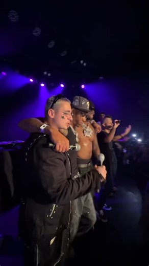 FaZe Clan on Instagram: "#faze #fazeclan #subathon #concert"