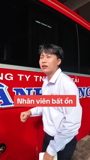 Nhân viên bất ổn - Tập 1: Cuộc chơi giữa tài xế