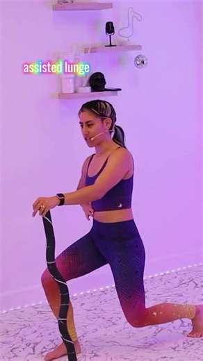 🏳️‍🌈 Celebrate pride month with our full body workout! ✨ 3 moves to help your body shimmer…with