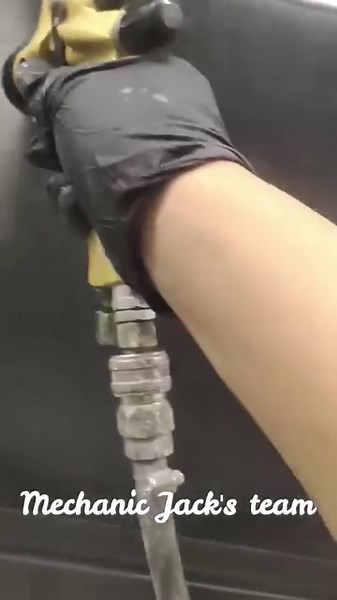 134K views · 1.7K reactions | Trying Atomization Before Spraying #mechanic #mechanicjack #Atomization #spray | Mechanic Jack's team | Facebook
