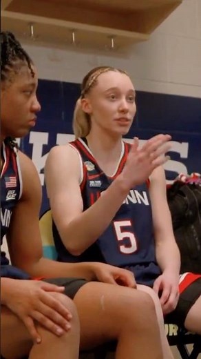 Paige Bueckers takes charge inside the locker room