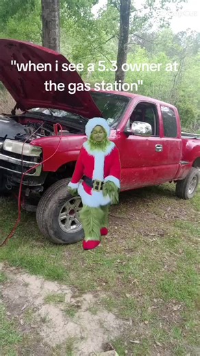 Mister Grinch Gas Station Meme