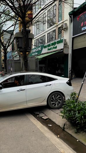 69K views · 591 reactions | 欄Test xe tại auto Chữ Tín, chốt thành công civic 2017 AT 1.8E, cho anh trai ở Bắc Giang✈️ #tuantuauto | Tuấn Tú AuTo - Xe Đẹp Thái Nguyên | Facebook