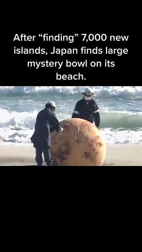 Japan Discovers Mysterious Object on Beach
