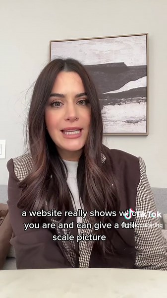 Do you have a website? If not, this is for you ✨💚 #thelocalgirlhq #thelocalgirl #hyperlocalnews #websites #entrepreneur #businessownertips #monetizetiktok #GetCrackin #entrepreneurtok #smallbusinessowner