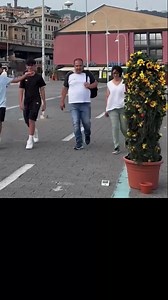 1.4M views · 10K reactions | #comedy #prank #funny #viral #entertainment #reel #fun #explore #comedian | Prank Wars | Facebook