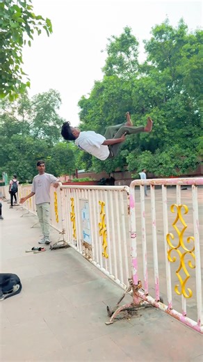 Dog is😭🥹best friend 🐶ever or maaf Karna 😥#viraljump #dogapparel #dogshorts #doglife #youtuber