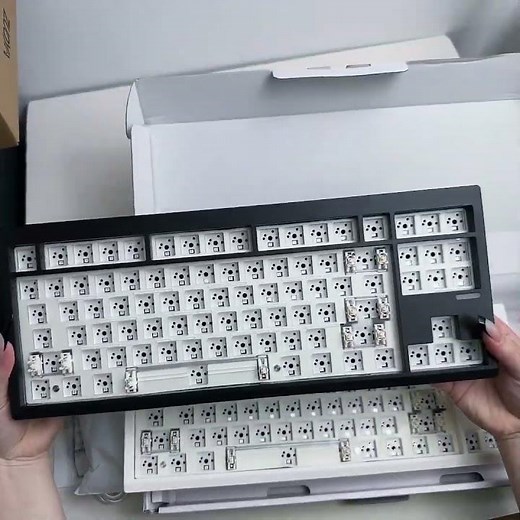 GMK87-L 3Mode Custom DIY Wireless Mechanical Keyboard Kit Supports Hot Swappable RGB Backlight