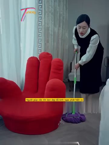 Phát Hiện Kỳ Lạ Trong Phòng Con Dâu