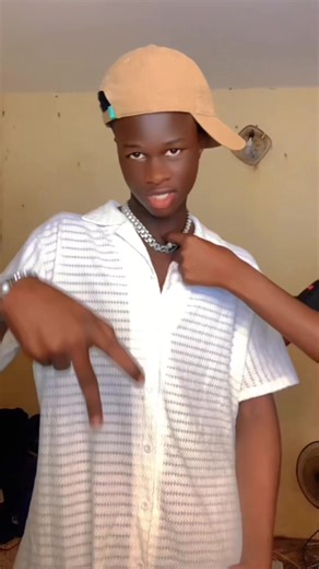 Tiz Bi 🚨⚓️ (@tiz.bi2)’s videos with son original - Tiz Bi 🚨⚓️