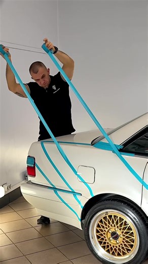 DIY Audi V8 Rear Fender Red Sport Stripe