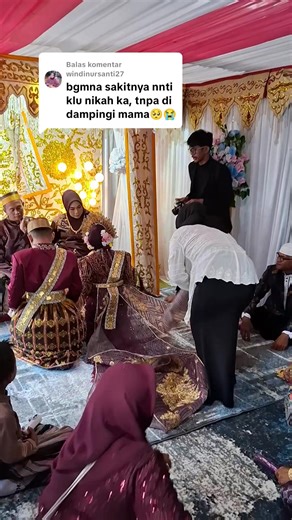 Membalas @windinursanti27 Masya Allah, dimanapun berada orang tua akan bangga dan mendoakan ketika anaknya Bahagia menuju pernikahan. #pengantinbugis #botting #sungkeman