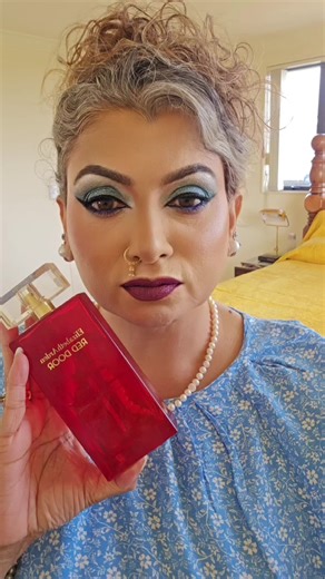 Elizabeth Arden Red Door Perfume Review and Insights