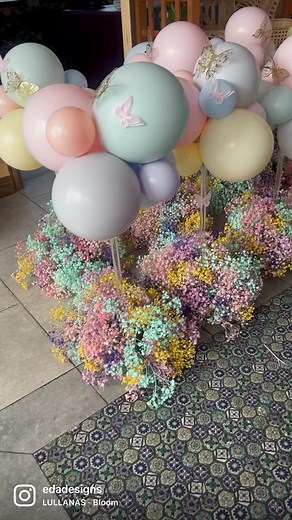 #balloonsstylist #balloons #balloons #balloondecor #balloondesign #longislandballoons #ballooninstall #loveballoons #balloonslongisland #ballooninspo #eventdecor #balloongarland #edadesigns #balloonarch #backdrop #balloonbackdrop #balloonartist #birthdayballoons #nycevents #longislandevents #hamptons #birthdayparty #birthdaypartyideas #balloonsandflowers #centerpieces #firstbirthday #firstbirthdaydecor