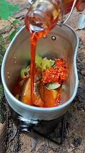 Beef rib stew in a forest of jar fish.