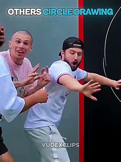 Normal circle VS 1000% perfect circle