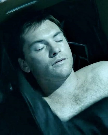 Jake Sully's Bar Fight Scene | Avatar (2009) | 4K HDR