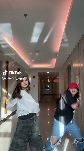 Xia Vigor Dance Tutorials and Community Highlights