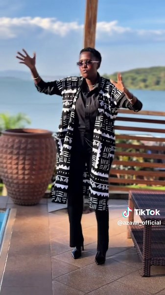 Baddest 🖤🤍 #AzawiLostFiles #azawi #fypdongggggggg #fyppppppppppppppppppppppp #fypviralシ