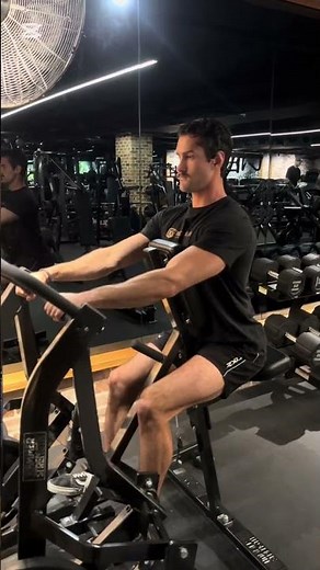 How to Use Hammer Strength Iso Lateral Row Machine