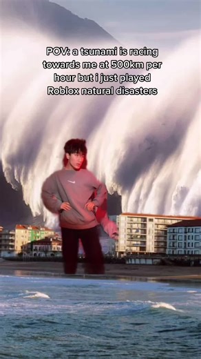 Surviving a Tsunami in Roblox Natural Disaster Survival