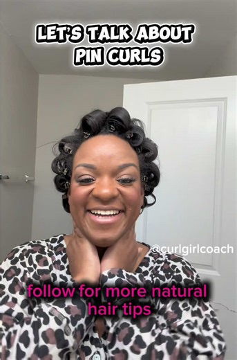 Let’s talk pin curls 🖤 The flips and movement in this look didn’t happen by accident — they came from intentional pin curling. By pinning each curl as I went, the hair had time to cool and set, which creates structure without stiffness. Upward pin curls in the back help build lift, while downward pin curls guide the shape and direction on top. It’s a classic technique that still delivers every time. Save this if you love timeless styling techniques ✨ 🖤 Peace, Love & Healthy Hair 🖤 #PinCurls #