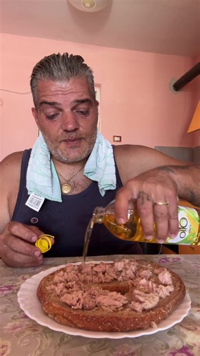Luca Della Rossa: commento divertente sul caldo e la gente