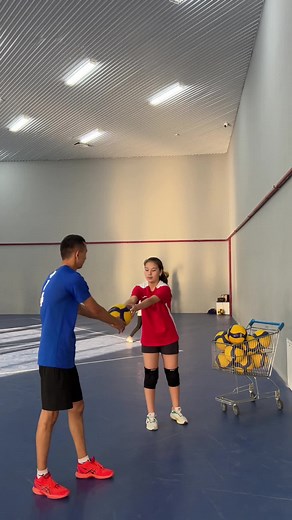 Volleyball Tutorial: Learn the Basics and Improve Your Game