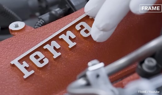 【フェラーリの魂】聖地マラネロで生まれるV12エンジンの製造工程：職人技と最高回転数9500rpmの秘密とは【動画】