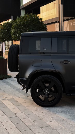 Range rover defender (carpathian edition) 2023 #rangerover #defender #defendercarpathianedition #carpathianedition #rangeroverdefender #fyp #viral #viralvideos #caredit #caredits #dubaicars #offroadclub #offroad4x4 #offroadcar